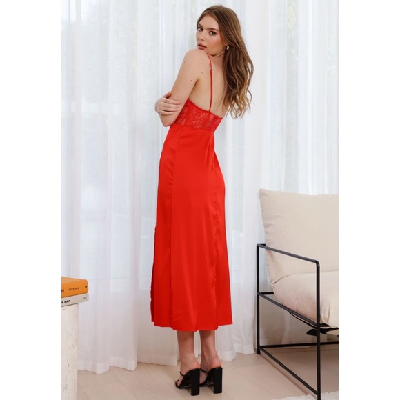 Hello Molly Go For The Crown Dress / Hello Molly Dress - Picture 5 of 8